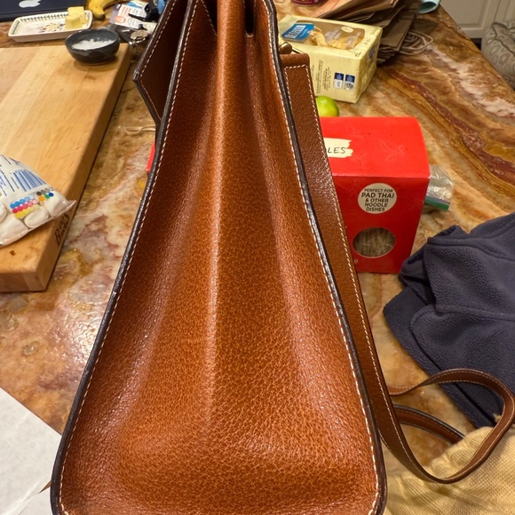 GUCCI CANVAS AND TEXTURED-LEATHER TOTE BAG DIANA - Picture 9 of 9